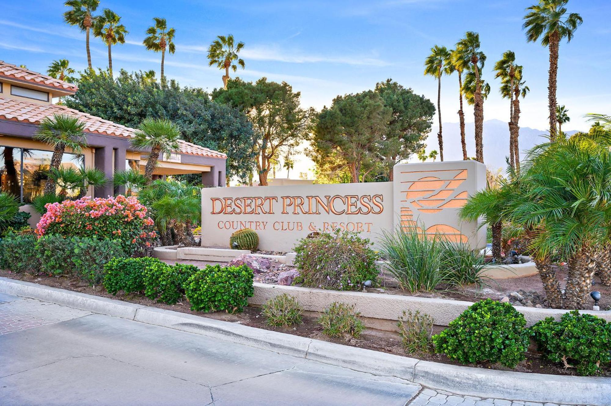 Midnights At The Oasis Villa Cathedral City Exterior photo
